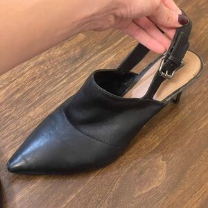 Tahari black sling back heel pointed toe size 7